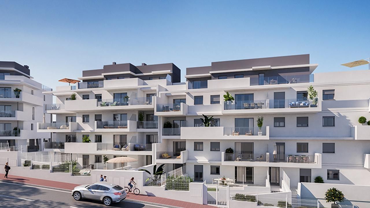 2 Bedroom Apartment for Sale in Manilva