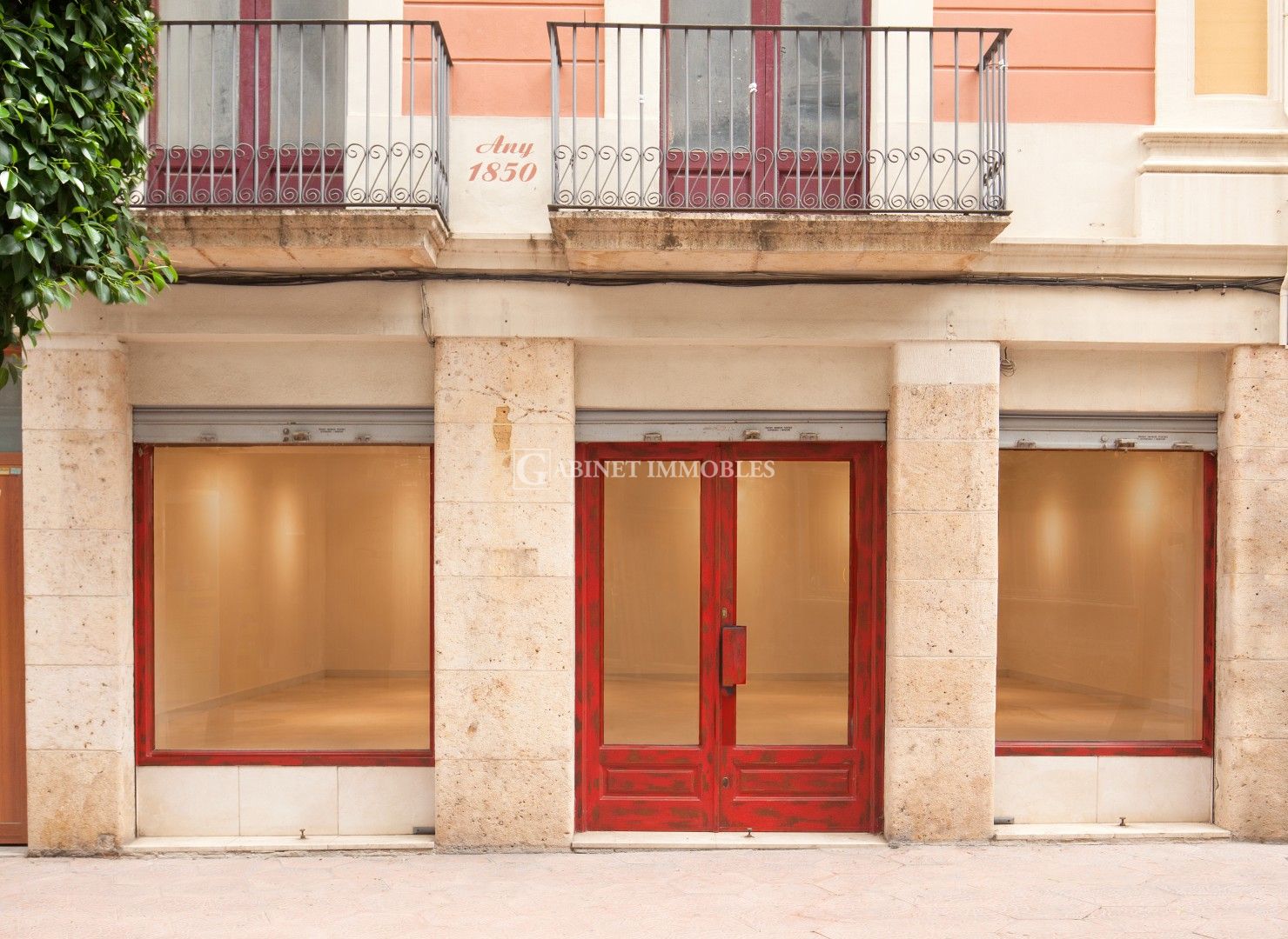 FACHADA