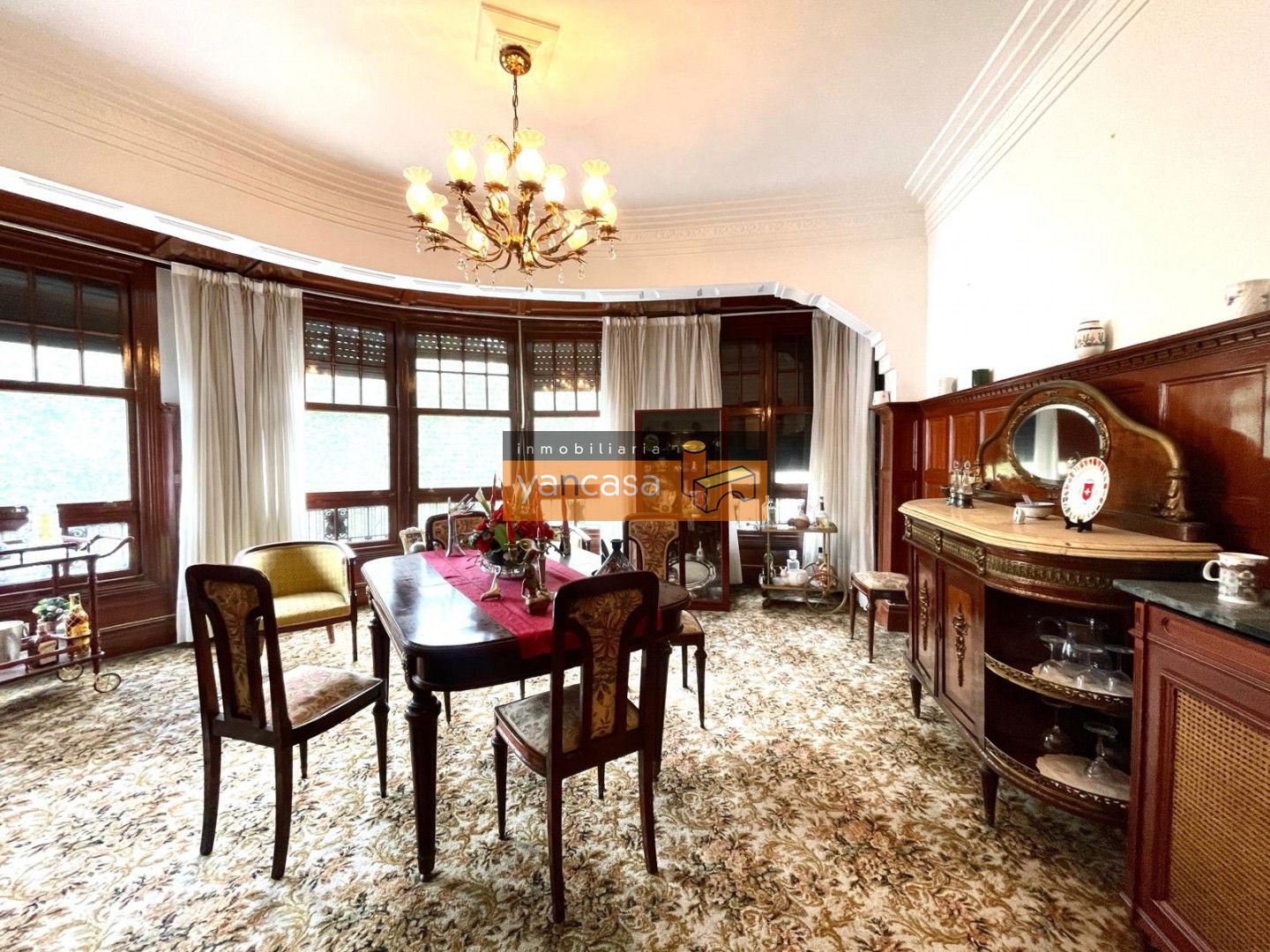 SALÓN