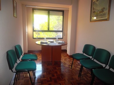 Oficina en alquiler en Vitoria, San Martín, con baño
