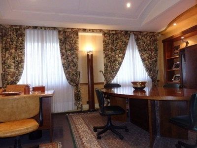 Oficina en alquiler en Vitoria, Avenida, con aseo