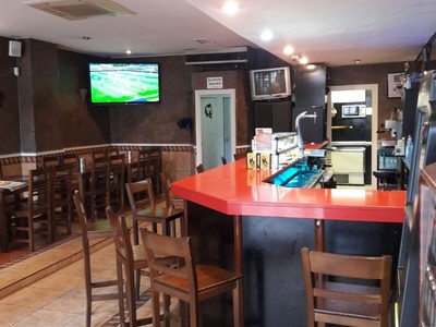 Bar en alquiler en Vitoria, Avenida