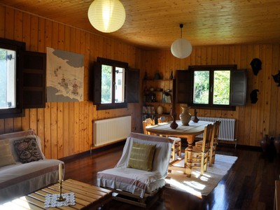 Chalet en venta en Berganzo, con 2 dormitorios, baño, plaza de garaje y terreno