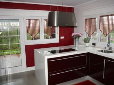 Chalet en venta en Larrabetzu, Centrico, con 5 dormitorios, 3 baños, aseo, plaza de garaje, trastero, 2 terrazas y terreno