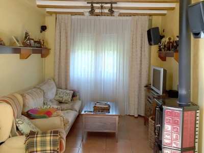 Chalet en venta en La Puebla De Arganzón, Burgueta, con 3 dormitorios, 2 baños, aseo y plaza de garaje