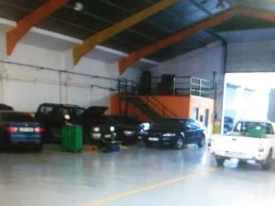 Pabellón en venta en Vitoria, con 2 baños