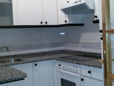 Apartamento en venta en Burela, con 2 dormitorios, baño, trastero y terraza