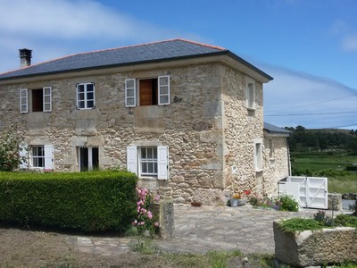 Casa en venta en Cervo, con 5 dormitorios, 2 baños, plaza de garaje, trastero y terreno