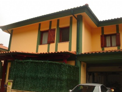 Chalet en venta en Castro Urdiales, Otañes, con 3 dormitorios, 2 baños, aseo, plaza de garaje y terreno