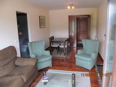 Piso en alquiler en Zamudio, con 2 dormitorios, baño, plaza de garaje y trastero