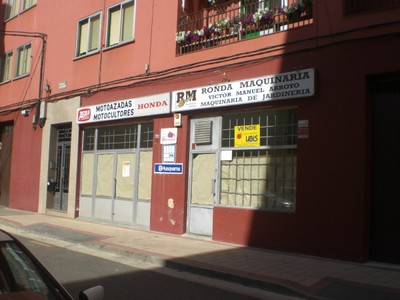 Locales en venta en Aranda De Duero, con aseo