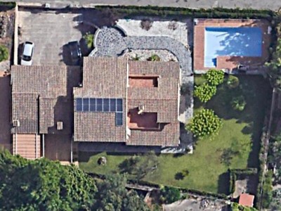 Chalet en venta en Vila Real, con 6 dormitorios, 3 baños, 2 aseos, trastero y terreno