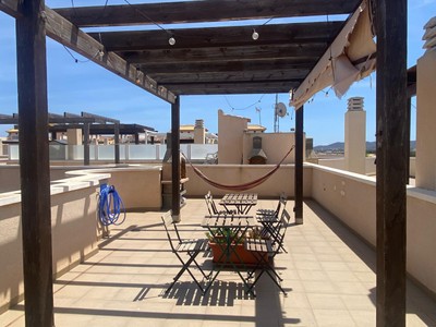 Ático en alquiler en Cartagena, con 2 dormitorios, 2 baños, plaza de garaje, balcón y terraza