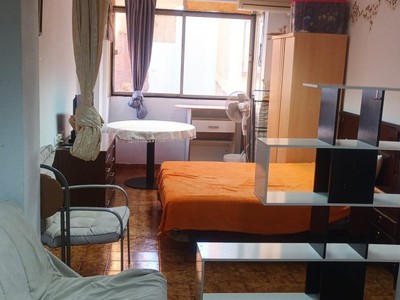Estudio en alquiler en Cartagena, con baño