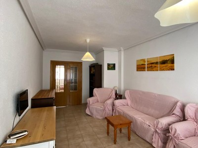 Piso en alquiler en Cartagena, con 4 dormitorios y 2 baños