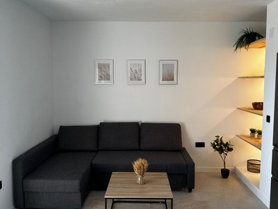 Apartamento en venta en La Manga Del Mar Menor, Edificio Oasis, con 1 dormitorio, baño y balcón