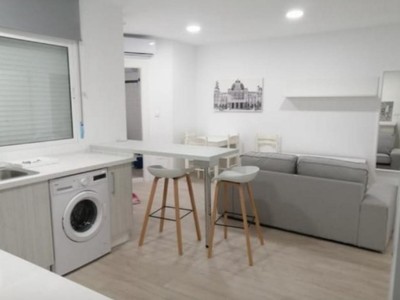 Piso en alquiler en Cartagena, con 2 dormitorios y baño