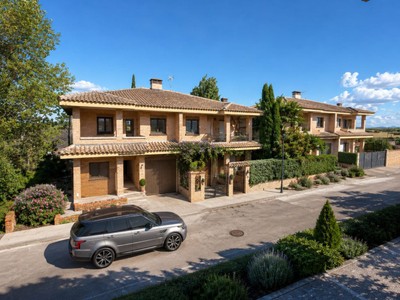 Chalet de obra nueva en venta en Nombela, Nombela, con 4 dormitorios, 2 baños, aseo, plaza de garaje y terraza
