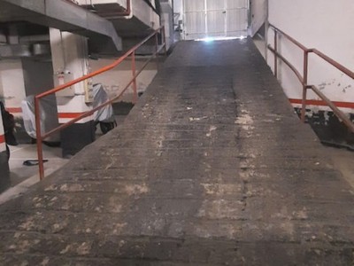 Garaje en venta en Ugao-miraballes