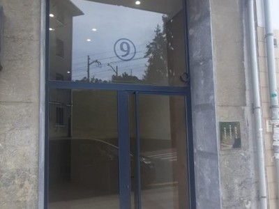 Piso en venta en Ugao-miraballes, con 3 dormitorios, baño, trastero y balcón