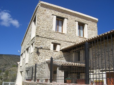 Masía en venta en Nogueruelas, con 5 dormitorios y 5 baños