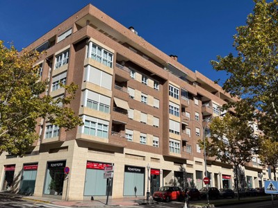 Duplex en venta en Ibi, con 2 dormitorios, 2 baños y 2 terrazas