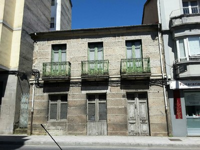Casa en venta en Ourense