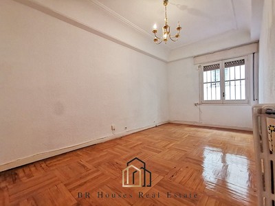 Piso en venta en Madrid, Chamberi, con 3 dormitorios y 2 baños