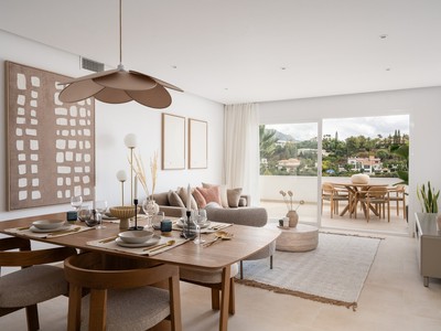 Apartamento en venta en Benahavis, Calle Ponce De León, con 2 dormitorios, 2 baños, plaza de garaje y terraza