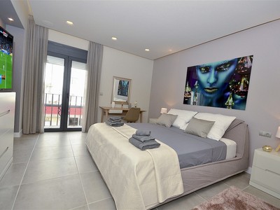 Apartamento en venta en Marbella, Calle Ribera, con 2 dormitorios y 2 baños