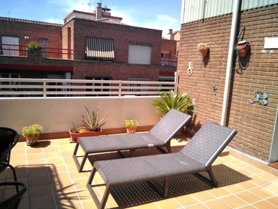 Piso en venta en Logroño, con 2 dormitorios, baño, trastero y terraza