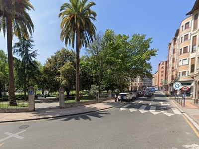 Casa en venta en Barakaldo, con 4 dormitorios, 2 baños, trastero, balcón y terraza