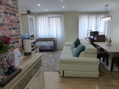 Piso en venta en Barakaldo, con 2 dormitorios, baño y trastero