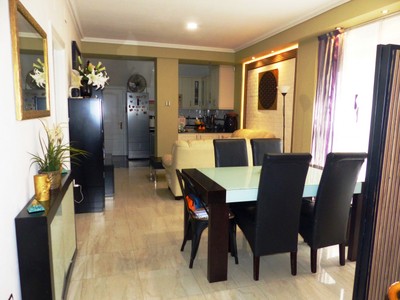 Piso en venta en Barakaldo, con 4 dormitorios, baño, aseo y trastero