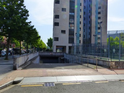 Garaje en venta en Barakaldo, Ronda Azkue