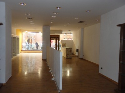 Locales en venta en Vitoria, Avenida