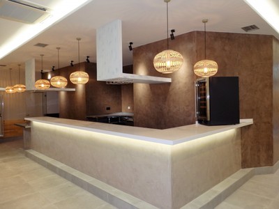 Bar en alquiler en Vitoria, Adurza, con 2 aseos