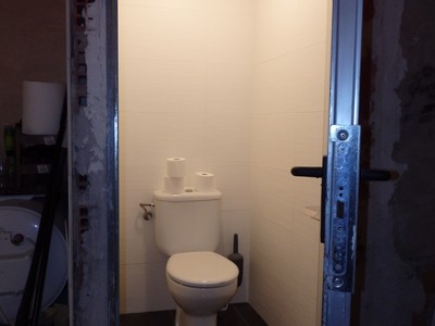 Locales en venta en Vitoria, Salburua, con aseo