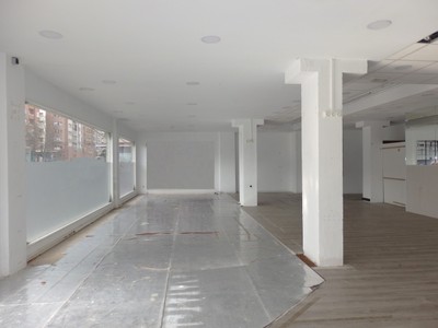 Locales en venta en Vitoria, Arana