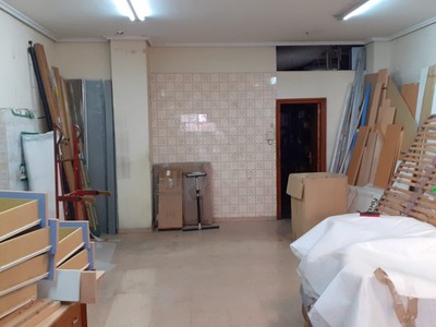 Locales en alquiler en Vitoria, San Martín, con baño