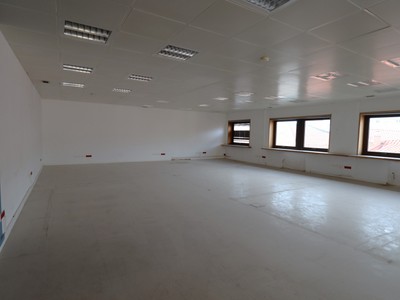 Oficina en alquiler en Vitoria, Centro, con baño