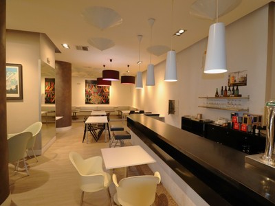 Locales en venta en Vitoria, Pintores, con 2 baños