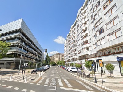 Locales en alquiler en Vitoria, Aranzabal, con aseo