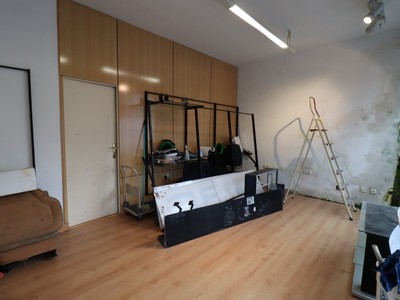 Locales en venta en Vitoria, Centro, con baño