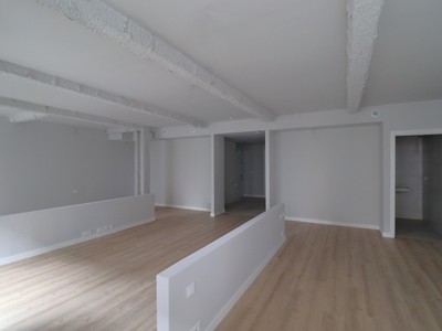 Piso en venta en Vitoria, Centro, con 2 dormitorios, 2 baños y trastero