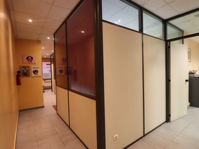 Locales en venta en Vitoria, Casco Viejo, con aseo