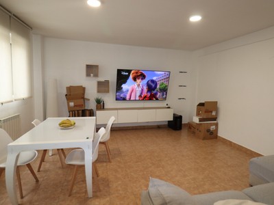 Adosado en venta en Alegría-dulantzi, con 3 dormitorios, baño, aseo y plaza de garaje