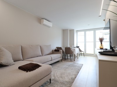 Piso en alquiler en Vitoria, Centro, con 3 dormitorios y 2 baños