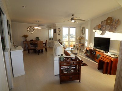 Piso en venta en Vitoria, Centro, con 2 dormitorios, 2 baños y terraza