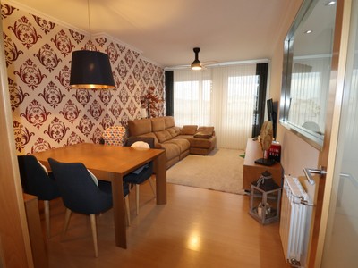 Piso en venta en Vitoria, Arkaiate, con 3 dormitorios, 2 baños, plaza de garaje y trastero